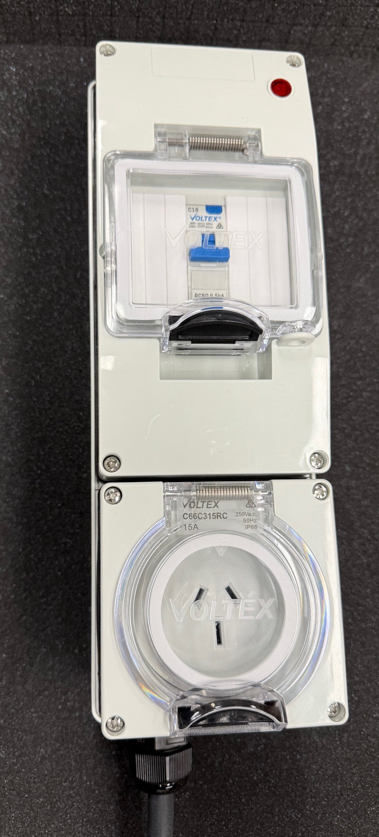 Dave Professional Cabled - C2L - Charger to Load - Type 2 EV Charger Male Plug to AUS/NZ standard 15 Amp outlet with Safety Switch, circuit breaker, and red LED indicator light